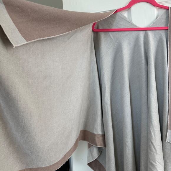 mellifluous ruana cape beige cream viscose wrap scarf sweater poncho open front - Picture 4 of 7